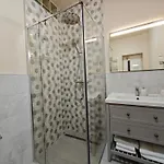 Casa Mirella بيت ضيافة 3*