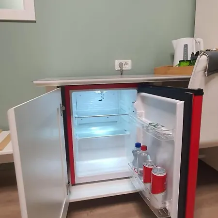 Casa Mirella Pensión 3*